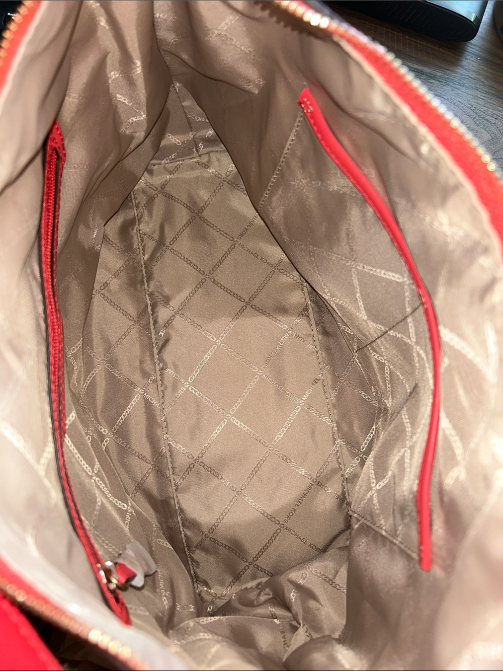Michael Kors Coral Leather Hobo Bag- NWOT - Picture 10 of 12